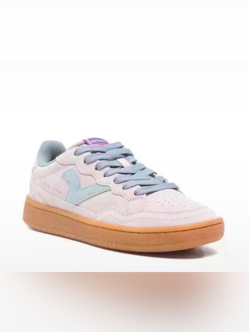 Veja Women’s V-10 Low-Top Sneaker in Pale Pink with Light Blue V size 8